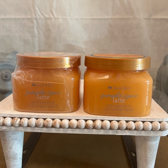 ⚡️Tree Hut Pumpkin Spice Latte Shea Sugar Scrub - Picture 1 of 4